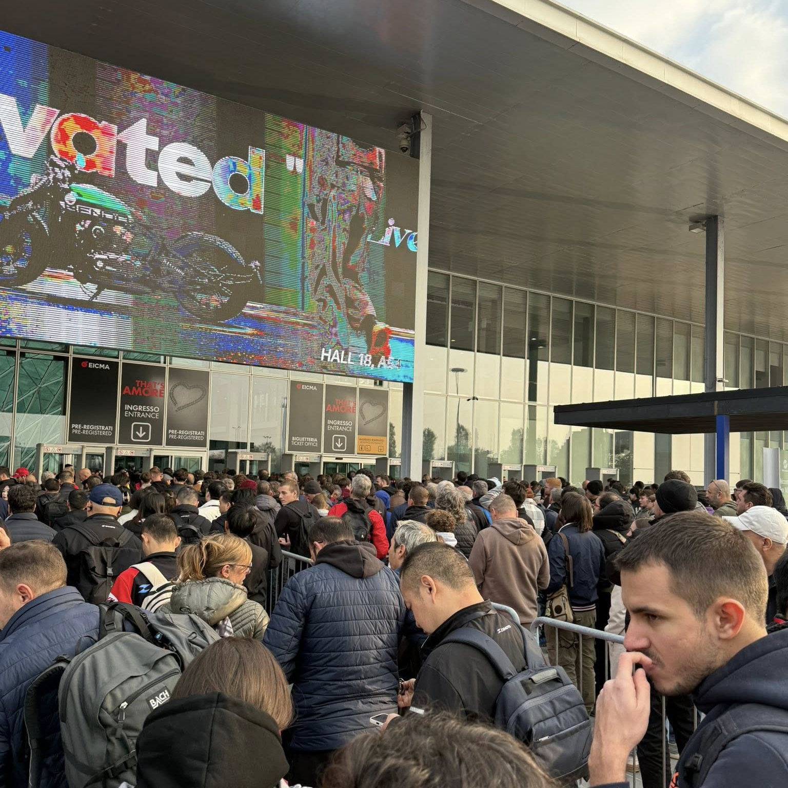 Tuần lễ EICMA 2025 vừa khép lại tại Milan ngày hôm qua